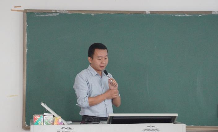 蘑菇视频
师生热议-争创一流本科教育2025行动计划-3.jpg