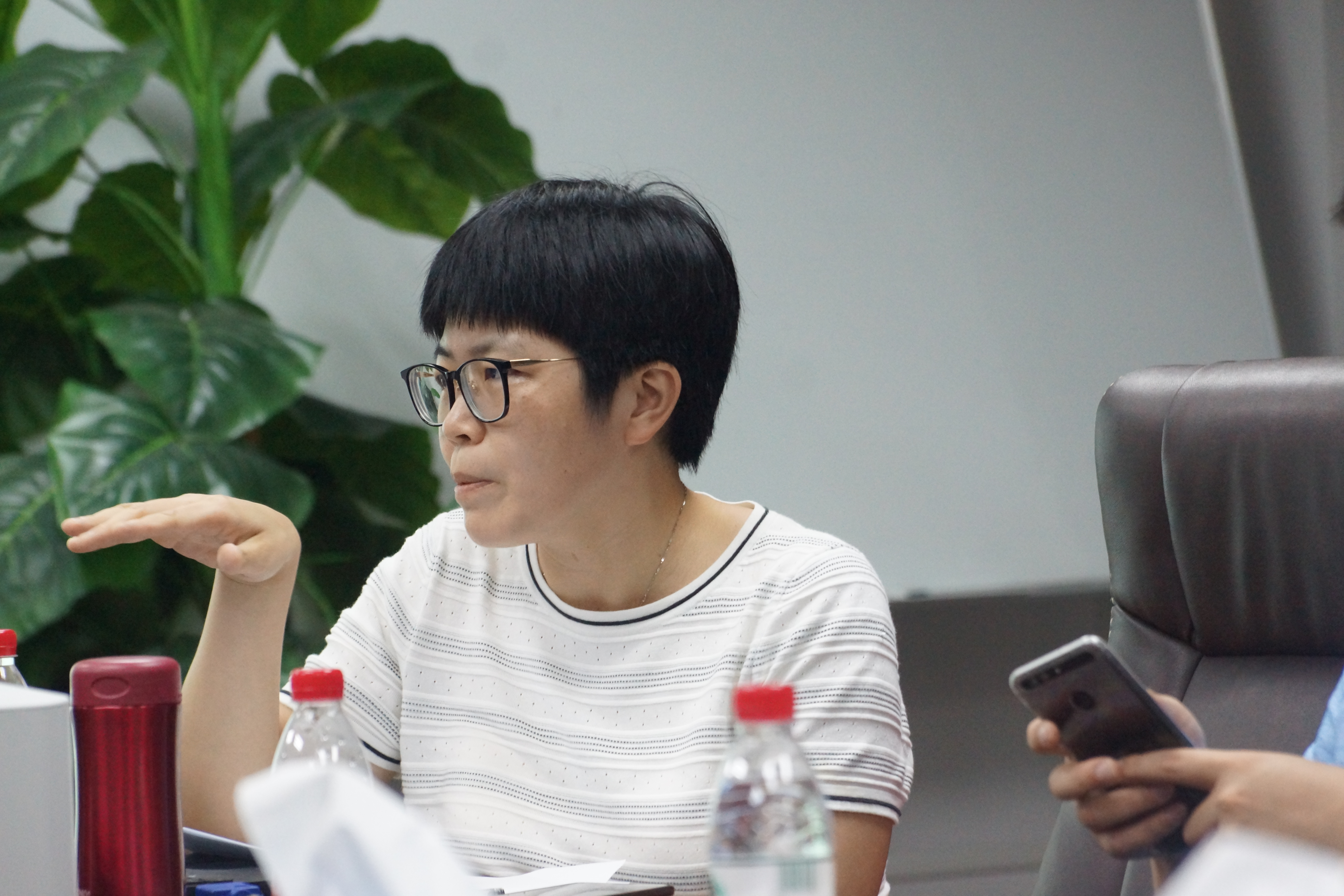 蘑菇视频
举办2018级新生班主任沙龙1-2-.JPG